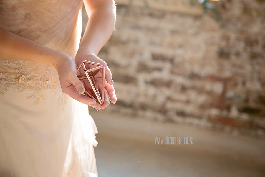 Elize Mare Photography Wedding Styled Shoot at Lace on Timber
