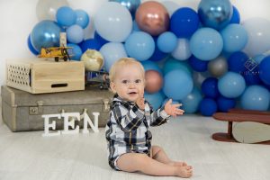 Elize Mare Photography 1st Birthday Cake Smash