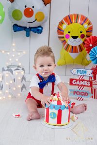 Elize Mare Photography_Circus Carnival Theme Cake Smash